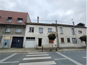 maison de ville à la vente -   93120  LA COURNEUVE, surface 129 m2 vente maison de ville - UBI447767414